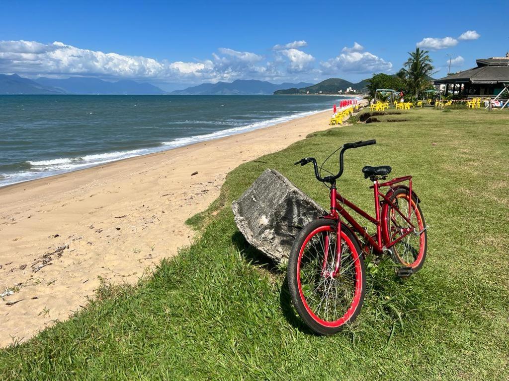 Chale Master Caraguatatuba Cond Alto Padrao Massaguacu エクステリア 写真